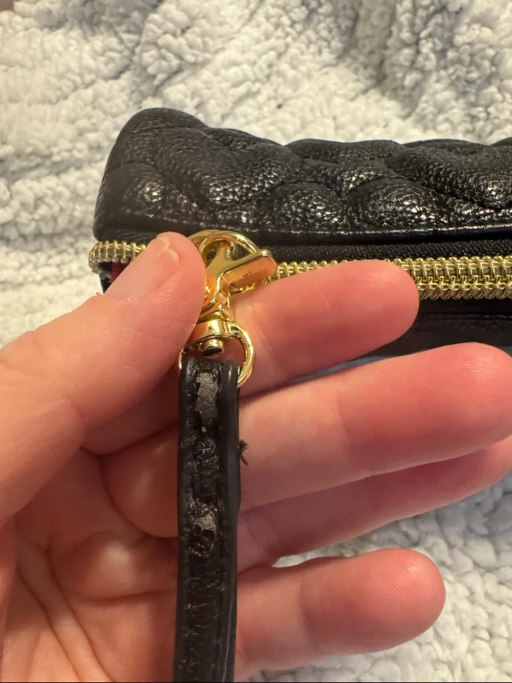 Betsey Johnson Black Quilted Heart Cosmetic Pouch with Wrist Strap - Picture 3 of 9